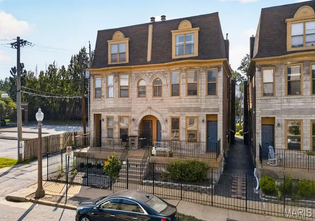 2nd image of 329 N Boyle Ave #A, Saint Louis, MO 63108 | MLS# MIS26050080