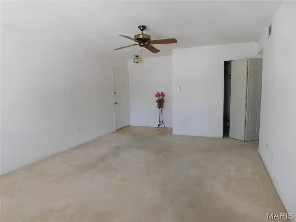 Listing Photo 42 - Condo for sale in 1673 Herault Pl located at 1673 Herault Pl, St. Louis, MO 63125 - Unit 1673 Herault Pl