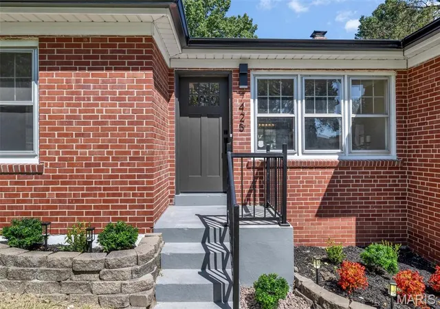 Photo 3 of Single family home for sale at 7425 Melrose Ave, Saint Louis, MO 63130 | MLS# MIS26050097 | Listing updated on 2026-09-13