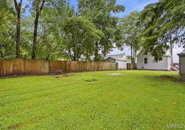 Photo 23 of Single family home for sale at 206 S 20th St, Belleville, IL 62226 | MLS# MIS26050101 | Listing updated on 2026-08-31