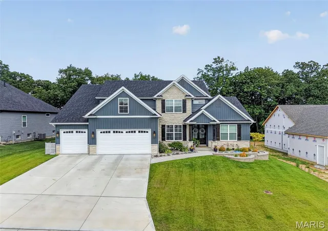 Photo 2 of Single family home for sale at 123 Stone Canyon Blvd, Foristell, MO 63348 | MLS# MIS26050109 | Listing updated on 2026-08-06