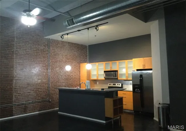 Photo 2 of Condo for sale at 1136 Washington Ave #210, Saint Louis, MO 63101 | MLS# MIS26050111 | Listing updated on 2026-09-03
