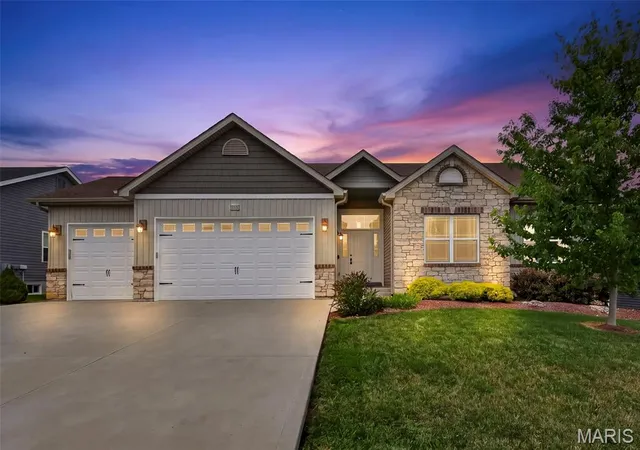 Photo 1 of Single family home for sale at 103 Pomodora Cir, Wentzville, MO 63385 | MLS# MIS26050118 | Listing updated on 2026-09-02