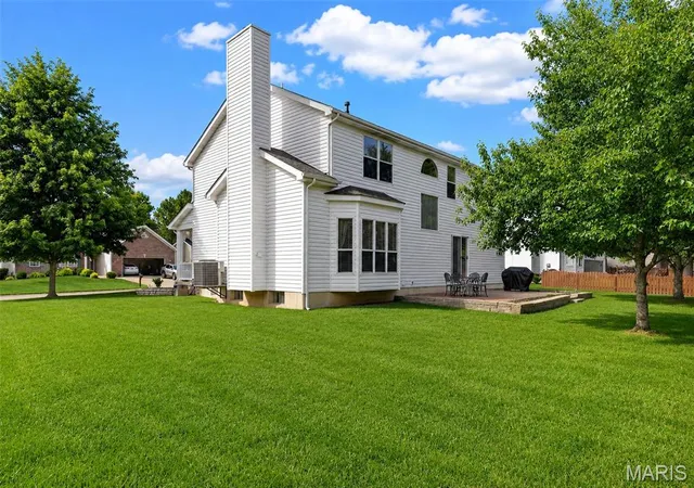 Photo 3 of Single family home for sale at 351 Briar Creek Ct, Saint Charles, MO 63304 | MLS# MIS26050123 | Listing updated on 2026-08-29
