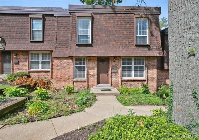 1st image of 13511 Coliseum Dr, Chesterfield, MO 63017 | MLS# MIS26050160