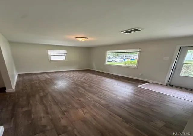 image of 118 Paul Ave, Saint Louis, MO 63135 | MLS# MIS26050162