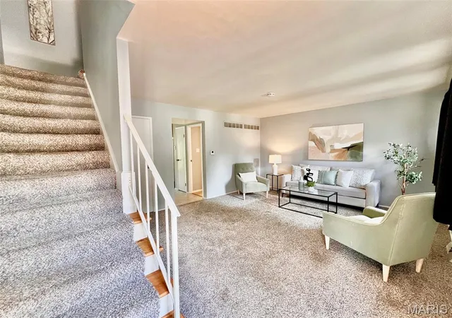2nd image of 1072 Lafayette Ct, Collinsville, IL 62234 | MLS# MIS26050166