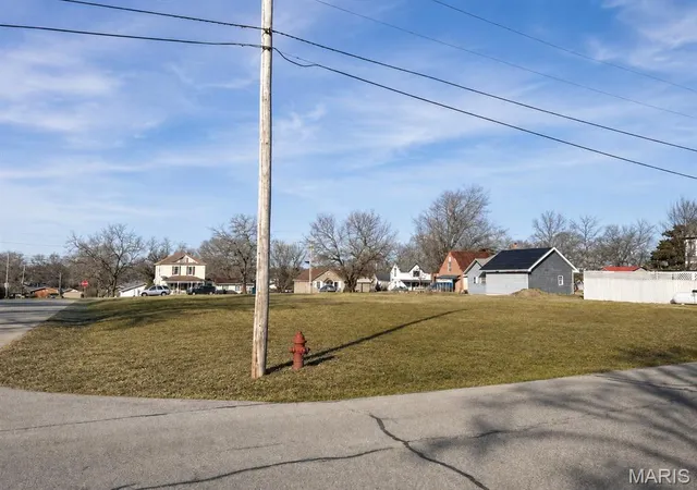 1st image of Tbd Davis St, Houston, MO 65483 | MLS# MIS26050172