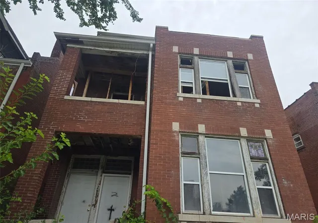Photo 2 of Single family home for sale at 4125 Enright Ave, Saint Louis, MO 63108 | MLS# MIS26050173 | Listing updated on 2026-08-05