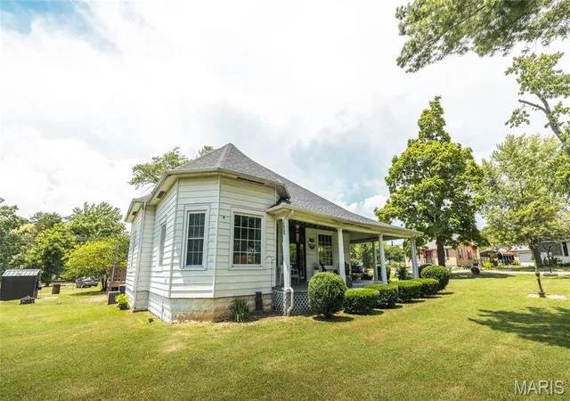 3rd image of 401 W Gibbs, Salem, MO 65560 | MLS# MIS26050183
