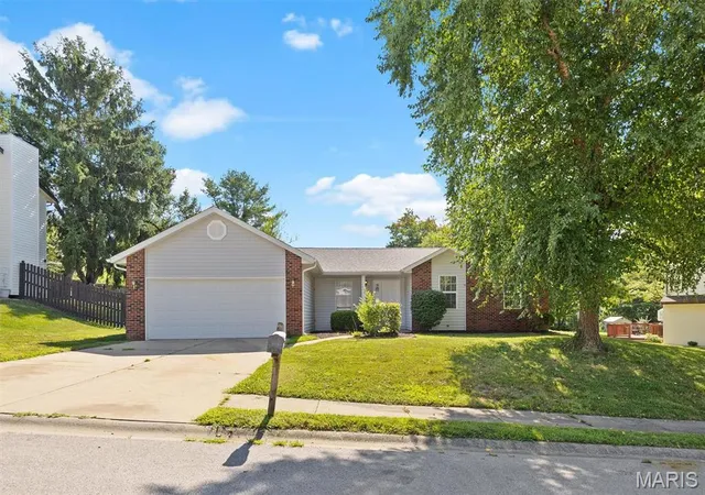Photo 1 of Single family home for sale at 1406 Blackberry Ln, O Fallon, IL 62269 | MLS# MIS26050191 | Listing updated on 2026-09-03