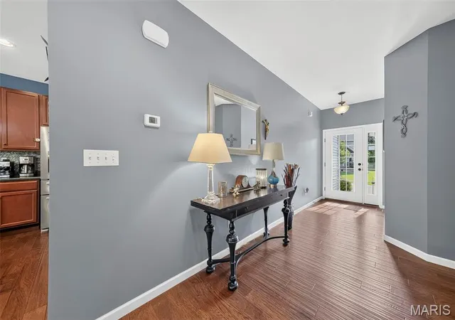 Photo 2 of Sale Pending at 1125 Crystal Crk Pkwy, Wentzville, MO 63385 | MLS# MIS26050197 | Listing updated on 2026-09-30