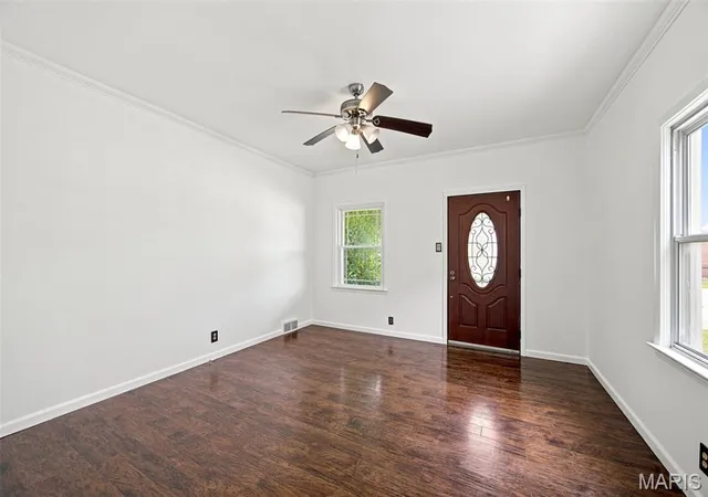 Photo 3 of Sale Pending at 5332 Northrup Ave, Saint Louis, MO 63110 | MLS# MIS26050210 | Listing updated on 2026-10-10