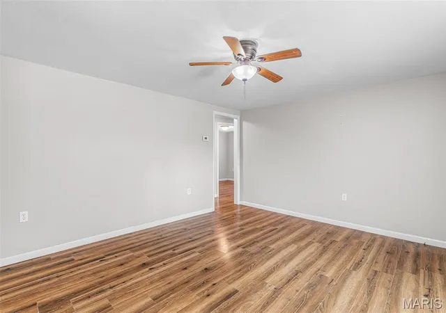 2nd image of 218 N Alexander St, Farmington, MO 63640 | MLS# MIS26050216