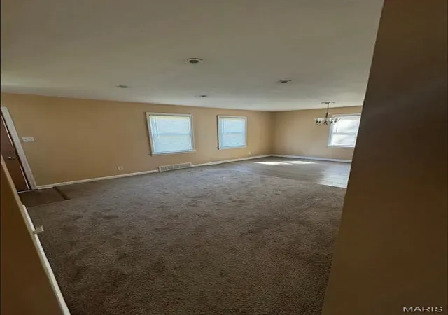 image of 283 S Barat Ave, Saint Louis, MO 63135 | MLS# MIS26050218