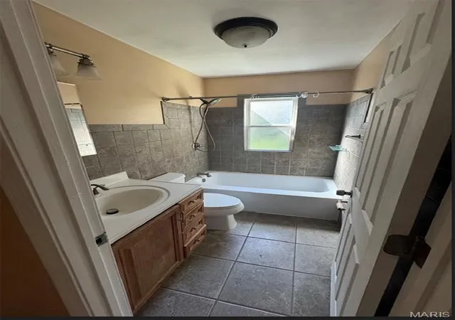 image of 283 S Barat Ave, Saint Louis, MO 63135 | MLS# MIS26050218