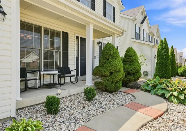 Photo 3 of Sale Pending at 1230 Cold Spring Dr, O Fallon, MO 63368 | MLS# MIS26050223 | Listing updated on 2026-08-10