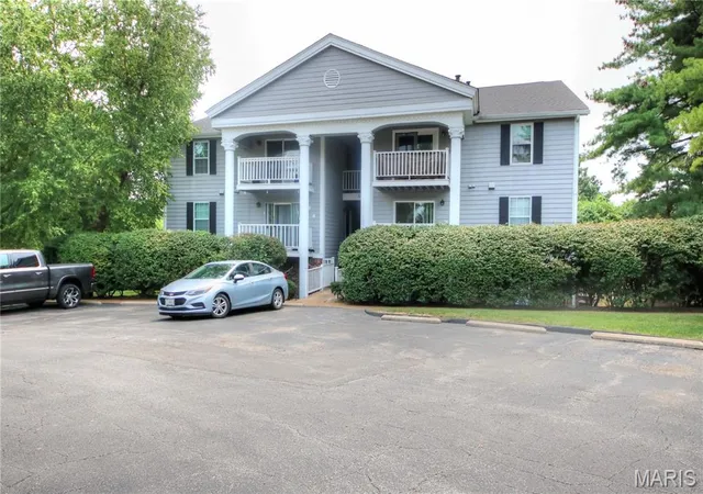 Photo 2 of Condo for sale at 12812 Portulaca Dr #B, Saint Louis, MO 63146 | MLS# MIS26050224 | Listing updated on 2026-09-04