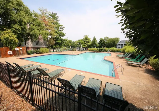 Photo 3 of Condo for sale at 12812 Portulaca Dr #B, Saint Louis, MO 63146 | MLS# MIS26050224 | Listing updated on 2026-09-04