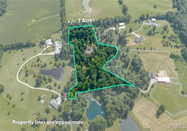 Photo 3 of House for sale at 331 Pine Log Ln, Jackson, MO 63755 | MLS# MIS26050226 | Listing updated on 2026-09-14