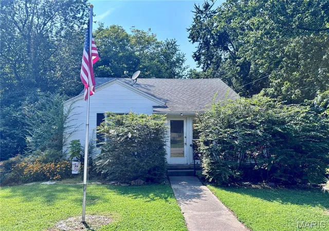 1st image of 311 S Winchester St, Benton, MO 63736 | MLS# MIS26050233