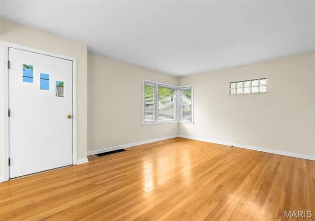 Photo 3 of Single family home for sale at 1420 E 8Th, Washington, MO 63090 | MLS# MIS26050234 | Listing updated on 2026-08-13