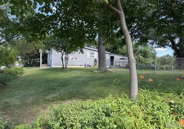 Photo 3 of Single family home for sale at 100 Mulberry St, Foristell, MO 63348 | MLS# MIS26050242 | Listing updated on 2026-08-26