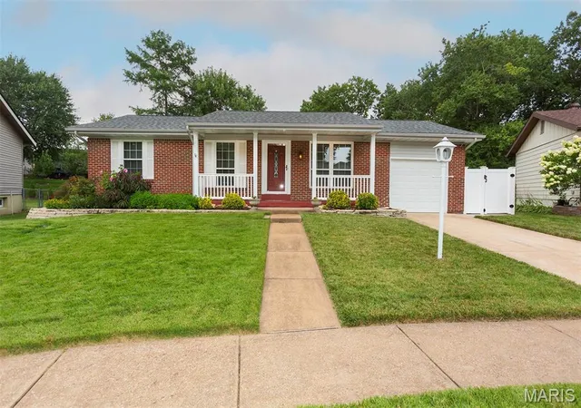1st image of 728 Stonesign Dr, Fenton, MO 63026 | MLS# MIS26050250