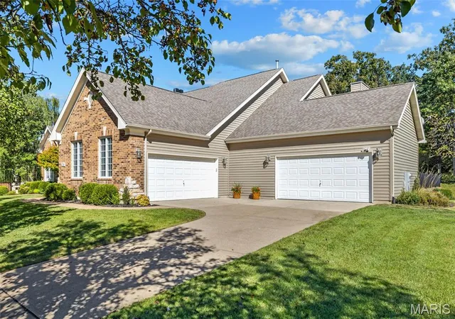 Photo 2 of Mansion for sale at 2746 Wynncrest Manor Dr, Wildwood, MO 63005 | MLS# MIS26050253 | Listing updated on 2026-10-09