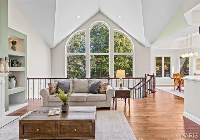 Photo 3 of Single family home for sale at 2746 Wynncrest Manor Dr, Wildwood, MO 63005 | MLS# MIS26050253 | Listing updated on 2026-10-09
