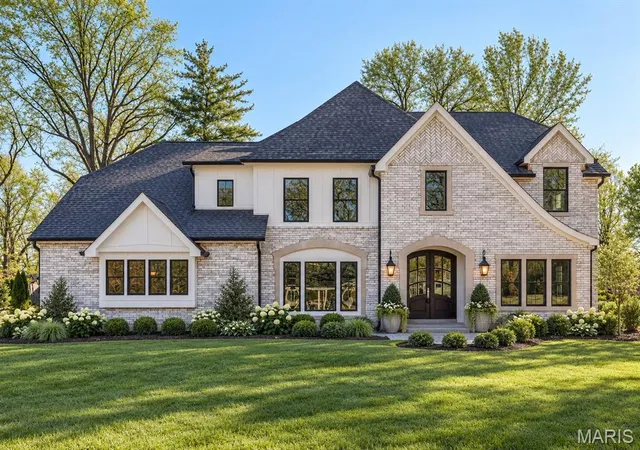 Single family home for sale at 184 Brooktrail Ct, Saint Louis, MO 63141 | MLS# MIS26050255