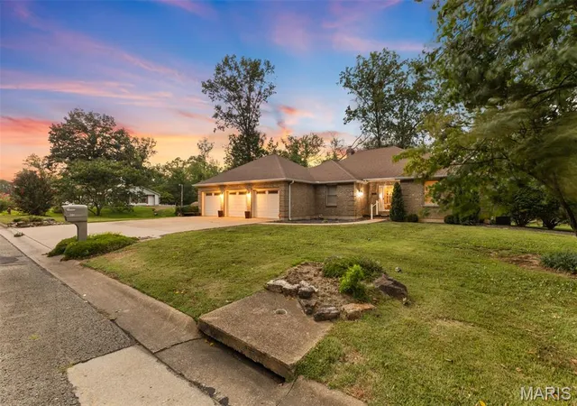 4th image of 701 Hollyhock Ln, Farmington, MO 63640 | MLS# MIS26050264