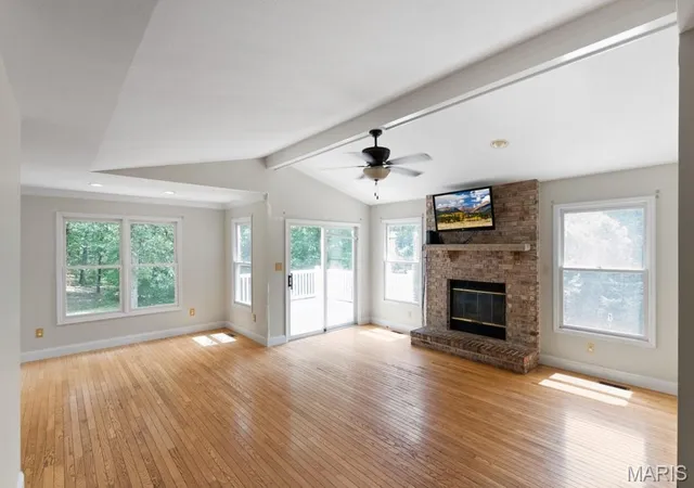 Photo 3 of Sale Pending at 308 Deep Woods Dr, St Clair, MO 63077 | MLS# MIS26050286 | Listing updated on 2026-10-07