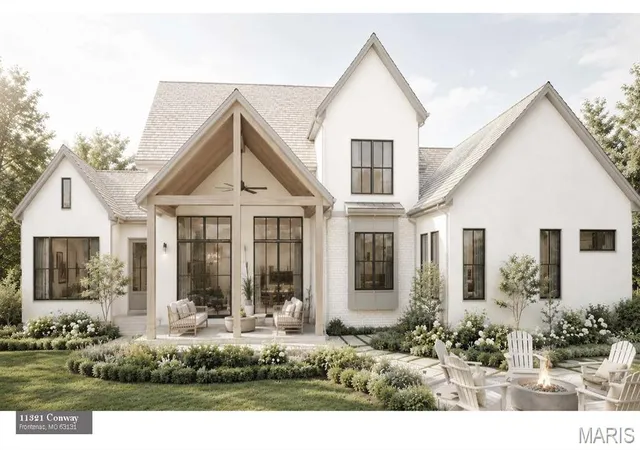 Photo 4 of Single family home for sale at 11321 Conway Tbb Rd, Saint Louis, MO 63131 | MLS# MIS26050289 | Listing updated on 2026-08-05