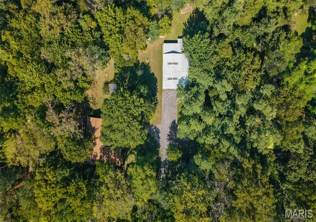 Photo 4 of Single family home for sale at 801 & 895 Coal Bank Rd, Saint Louis, MO 63138 | MLS# MIS26050292 | Listing updated on 2026-09-14