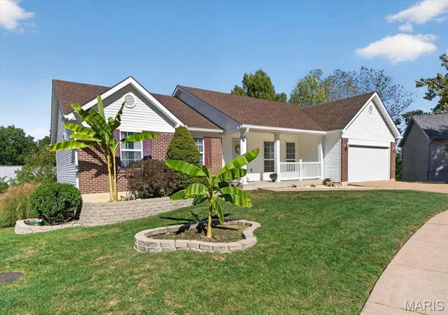 Photo 2 of Single family home for sale at 3421 Green Forest Ct, Arnold, MO 63010 | MLS# MIS26050310 | Listing updated on 2026-10-22