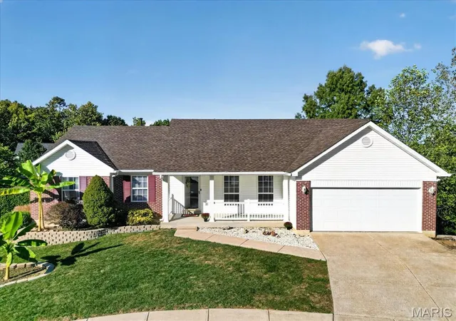 Photo 3 of Single family home for sale at 3421 Green Forest Ct, Arnold, MO 63010 | MLS# MIS26050310 | Listing updated on 2026-10-22