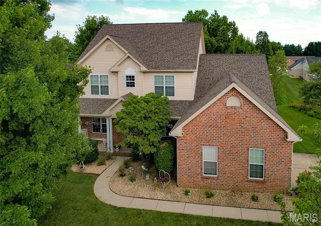2nd image of 1524 Caleb Ct, Belleville, IL 62226 | MLS# MIS26050312