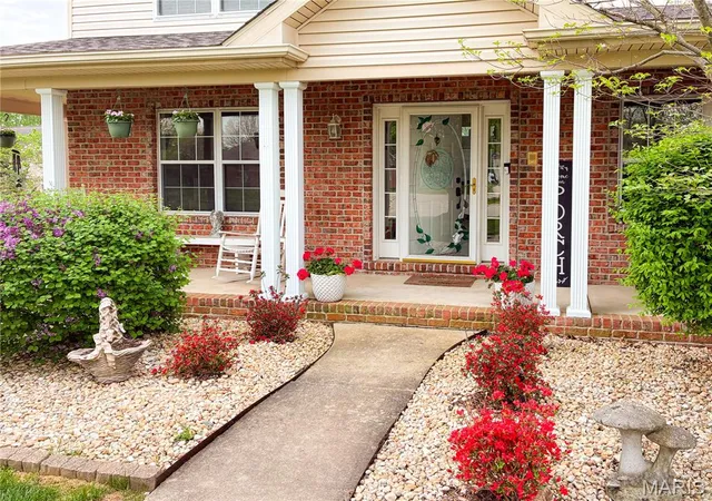 Photo 4 of Single family home for sale at 1524 Caleb Ct, Belleville, IL 62226 | MLS# MIS26050312 | Listing updated on 2026-09-13