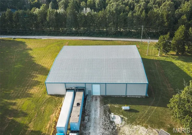 3rd image of 515 Oak Hill Rd, Cuba, MO 65453 | MLS# MIS26050319