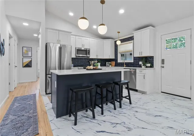 Photo 3 of Single family home for sale at 35 Branford Dr, Saint Louis, MO 63132 | MLS# MIS26050323 | Listing updated on 2026-08-27