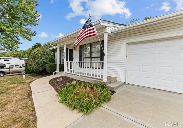 Photo 3 of Sale Pending at 1353 Great Warrior Dr, O Fallon, MO 63366 | MLS# MIS26050331 | Listing updated on 2026-09-25