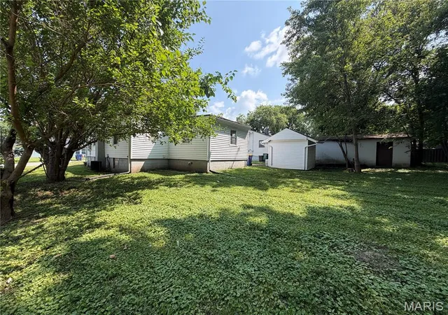 Photo 2 of Single family home for sale at 60 Connolly Dr, Saint Louis, MO 63135 | MLS# MIS26050334 | Listing updated on 2026-08-26