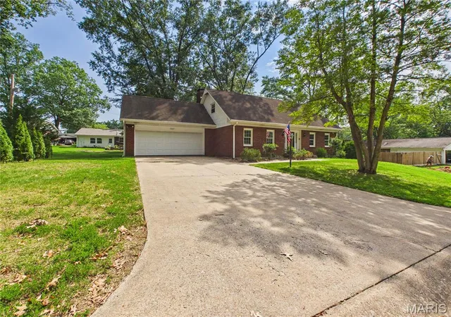 Photo 3 of Single family home for sale at 2537 Jonquil Ln, Cape Girardeau, MO 63701 | MLS# MIS26050335 | Listing updated on 2026-09-20