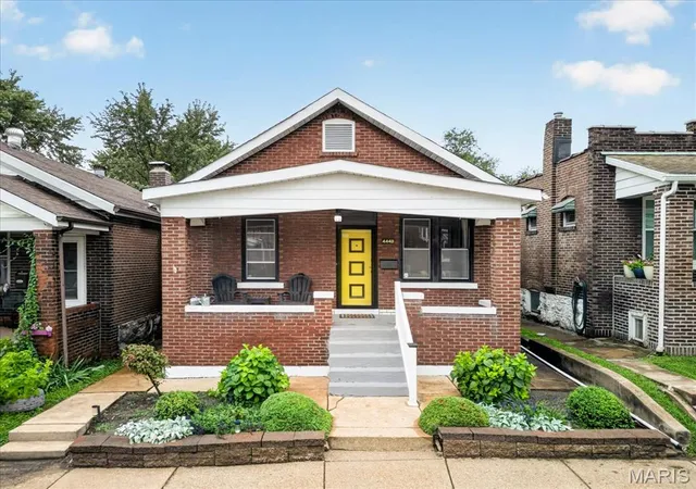1st image of 4448 Wallace St, Saint Louis, MO 63116 | MLS# MIS26050350