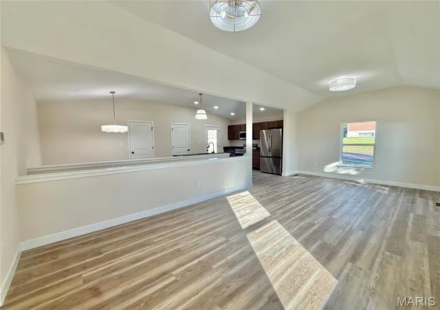 Photo 2 of Single family home for sale at 321 N 5th St, Pacific, MO 63069 | MLS# MIS26050361 | Listing updated on 2026-10-20