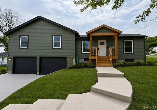 3rd image of 321 N 5th St, Pacific, MO 63069 | MLS# MIS26050361