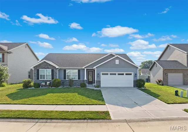 1st image of 250 Beauregard Dr, Belleville, IL 62221 | MLS# MIS26050362