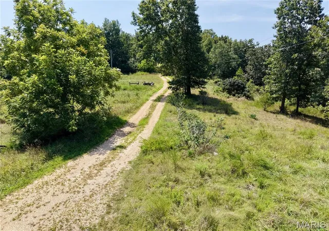 Photo 3 of Single family home for sale at 1333 County Road 565, Van Buren, MO 63965 | MLS# MIS26050363 | Listing updated on 2026-08-12
