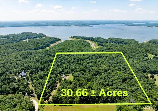 Photo 3 of Sale Pending at 38692 Monroe Road 573, Stoutsville, MO 65283 | MLS# MIS26050371 | Listing updated on 2026-08-25